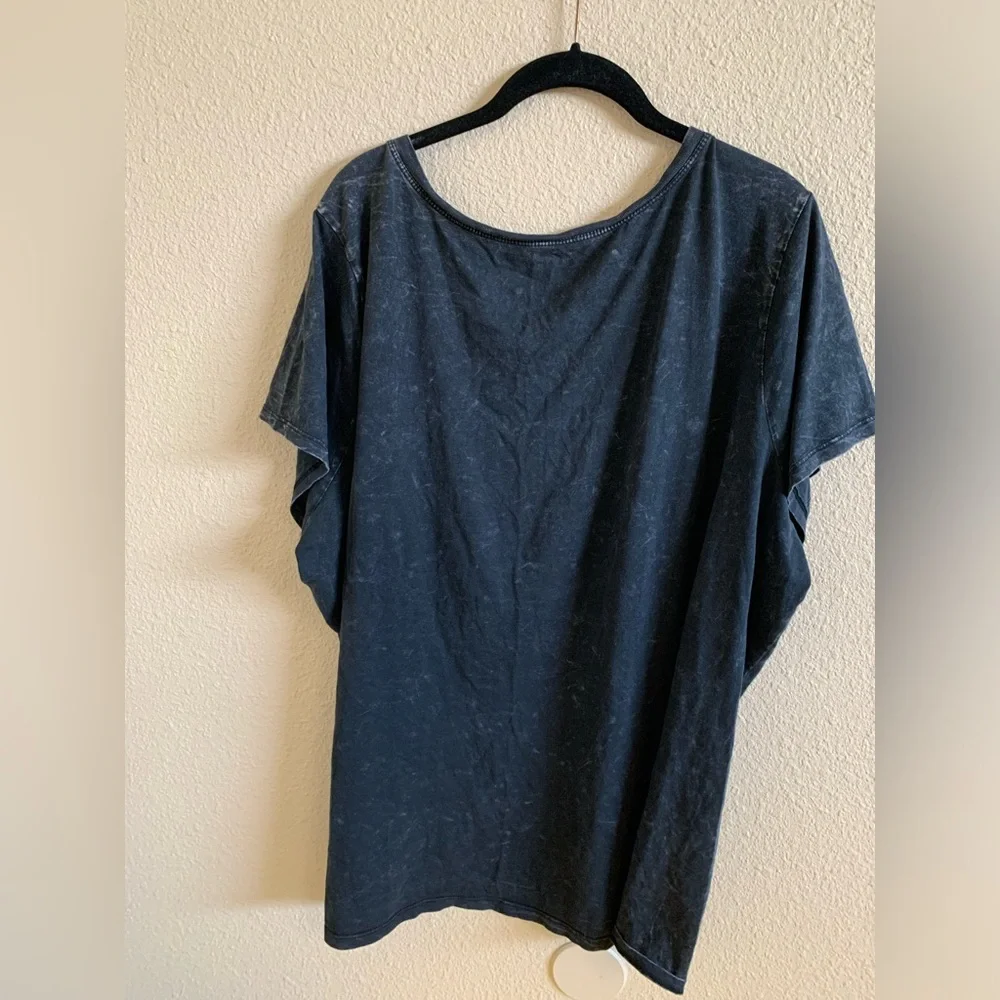 TORRID Girl Mayhem Empire on the Rise Black Mineral Skull T-Shirt 🌴 - Picture 5 of 10